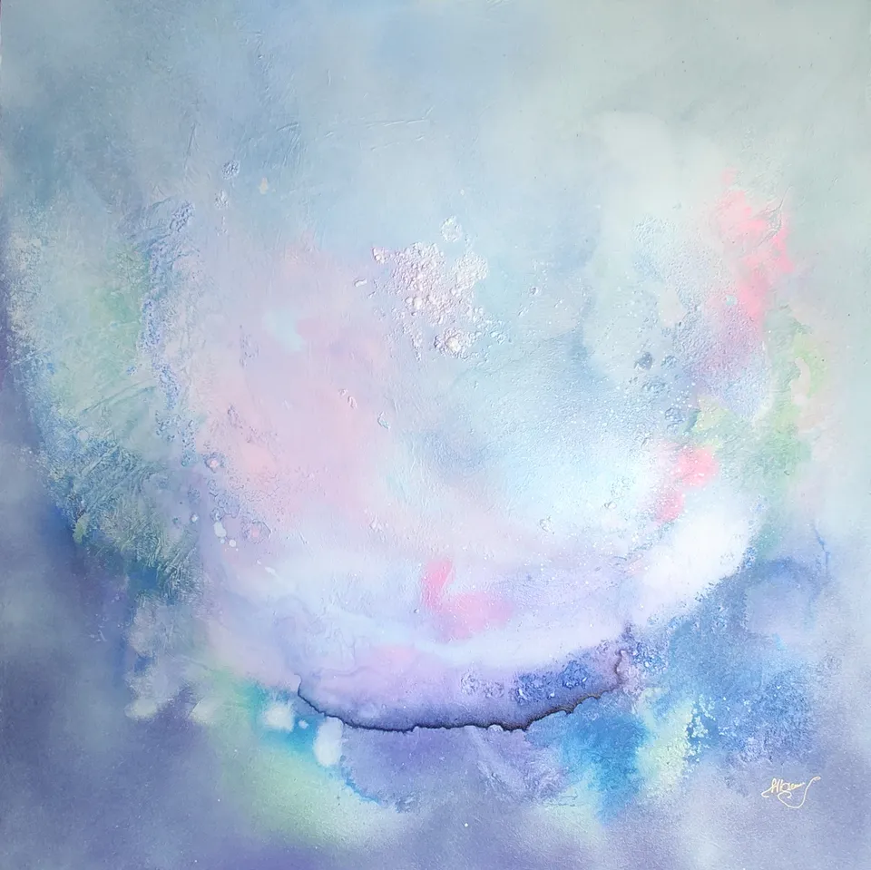 PRIMA LUX V, delicate blues, pearly violets and pink reflections – abstract painting by Beata Wiśniewska-Kowalewska